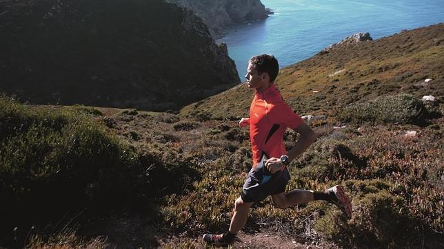 Todo lo que debes saber (y ponerte) para correr por la montaña