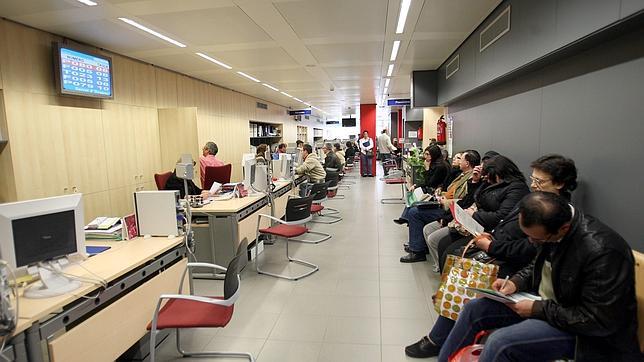 La Generalitat celebra la caída interanual del paro en Cataluña