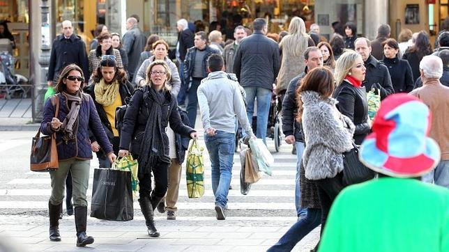 Cada español gastará una media de 370 euros en Navidad, dos euros más que en 2012