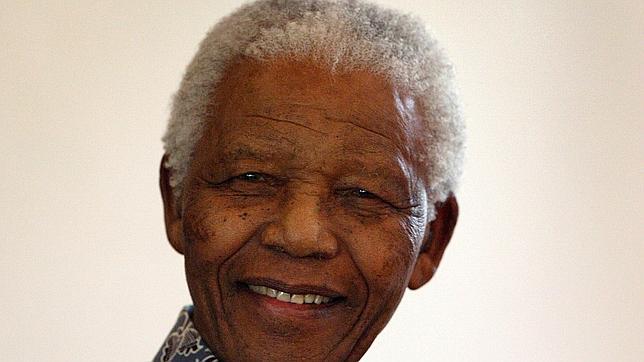 En directo: Sudáfrica continúa esta noche con su «duelo festivo» por la muerte de Mandela