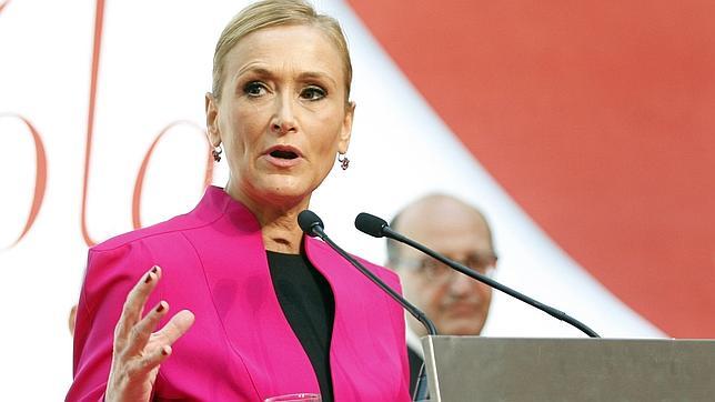 Cifuentes: «Sería un fracaso perder las plazas de Madrid y Valencia»