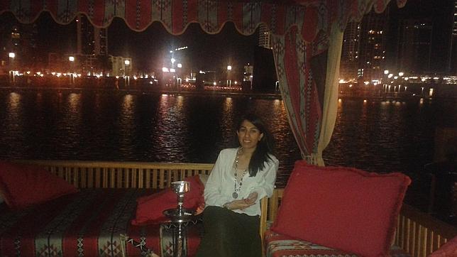 Anmol Batria, una odontóloga valenciana de 29 años, ahora en Dubái