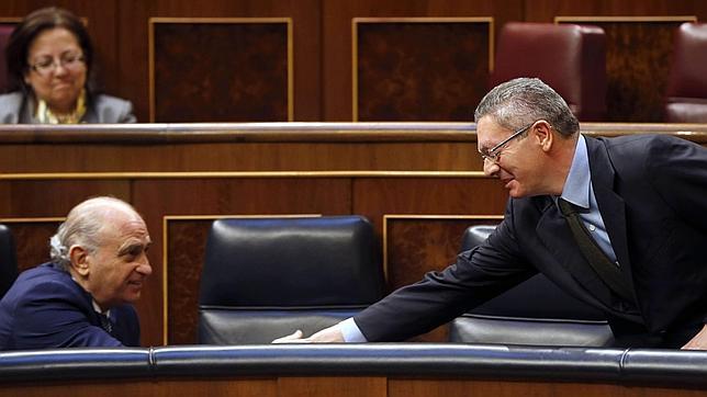 Gallardón: «El Gobierno garantiza que la consulta en Cataluña no se celebrará»