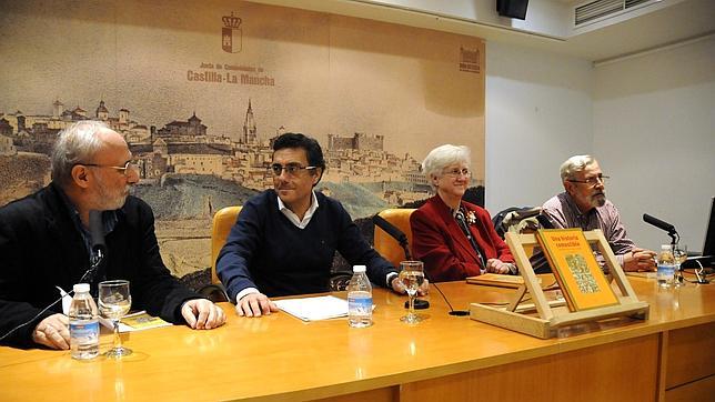 L. Jacinto García presenta «Una historia comestible» en la Biblioteca