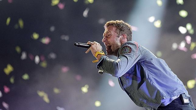 Coldplay gastó más de cinco millones de euros en pulseras en la gira de «Mylo Xyloto»