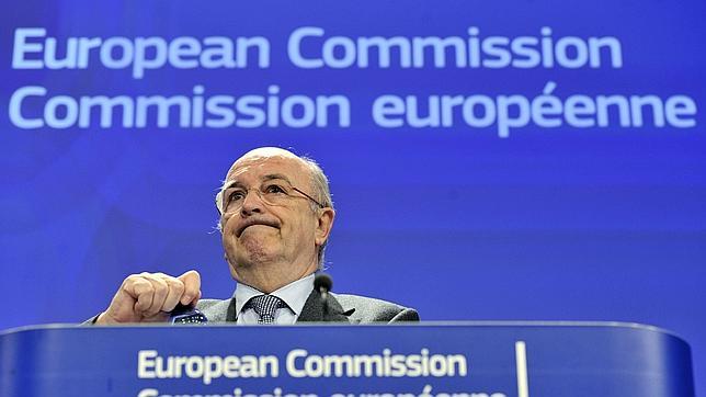 Almunia se defiende de las acusaciones de inacción en el caso de los clubes de fútbol