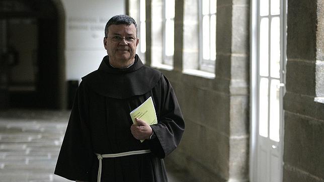 El arzobispo de Tánger: «Lo malo no son las concertinas, sino la ideología que las sustenta»