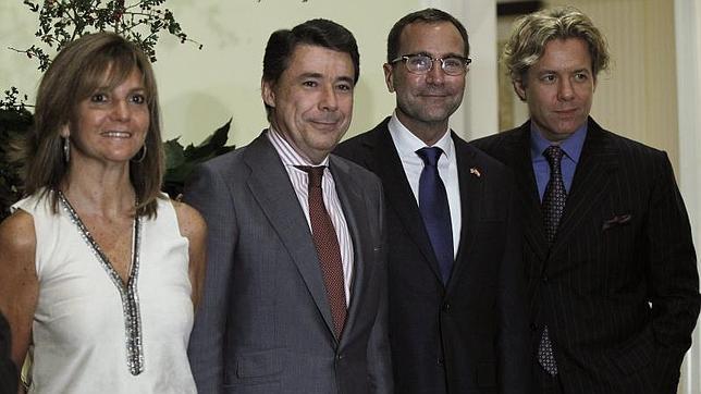 Imputan a Lourdes Cavero, la esposa de Ignacio González, por la compra de un ático en Marbella