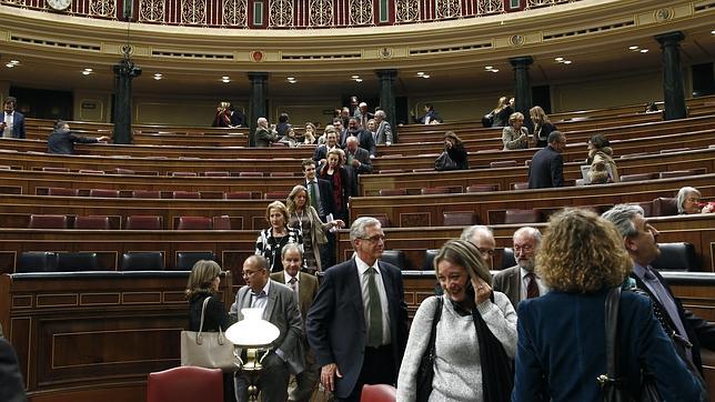 Jueves de «síes» en el Congreso: adelante la Ley Eléctrica, la de Cajas y reforma local