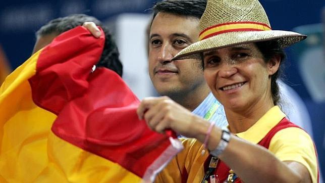 La Infanta Elena, castiza, distinguida y españolísima