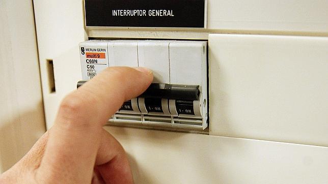 Un algoritmo de cálculo fijará el precio de la luz en enero, según la patronal eléctrica