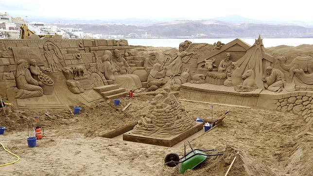 Belén de unas de las pasadas ediciones, en la Playa de las Canteras