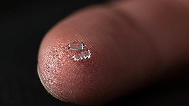 El acelerador de partículas tiene el tamaño de un grano de arroz