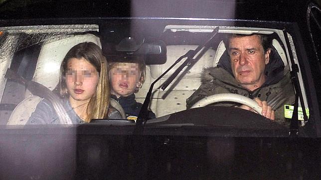 Los hijos de la Duquesa de Alba celebran la Navidad con los hermanos de Alfonso Díez