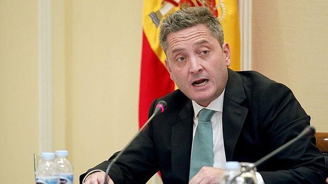 Larry Álvarez también renuncia al seguro contra pleitos de Willy García en la RTVC