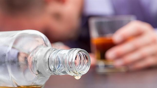 El alcohol deja huella en el ADN de los jóvenes
