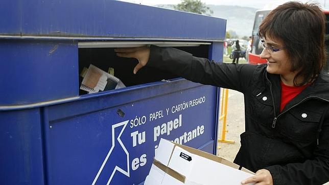 Baja un 28 por ciento el volumen de recogida de papel en Leganés