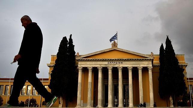 Una Grecia bajo tutela toma las riendas de la Unión Europea hasta junio