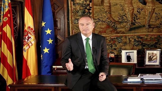 Fabra aventura un 2014 «de recuperación» tras acabar el año con 20.000 parados menos