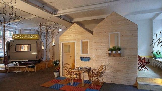 El hotel de Berlín donde se duerme en una caravana