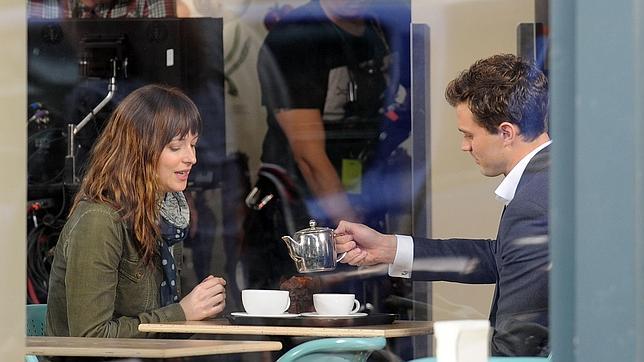 Una sola película resumirá la trilogía erótica de «50 sombras de Grey»