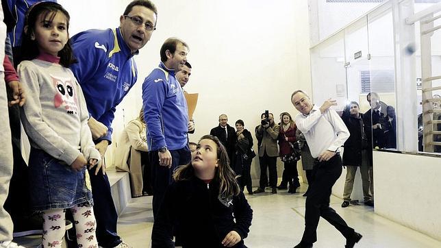 Fabra: «La encuesta del PSPV tiene más cocina que Masterchef»