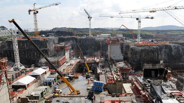 Sacyr pide al Canal de Panamá ampliar hasta 2016 el plazo para concluir la obra
