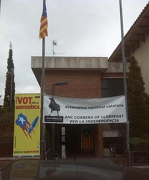 La alcaldesa de Corbera (PSC) cede locales municipales a la independencia