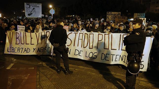 Los protestas en Gamonal siguen pese a la paralización de las obras