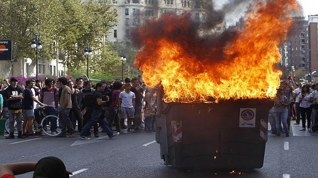 Sindicatos y partidos de izquierdas lanzan un guía para «insumisos» de la LOMCE