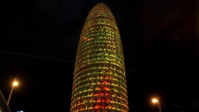 El hotel de lujo de la Torre Agbar tendrá 417 «suites» y un mirador público
