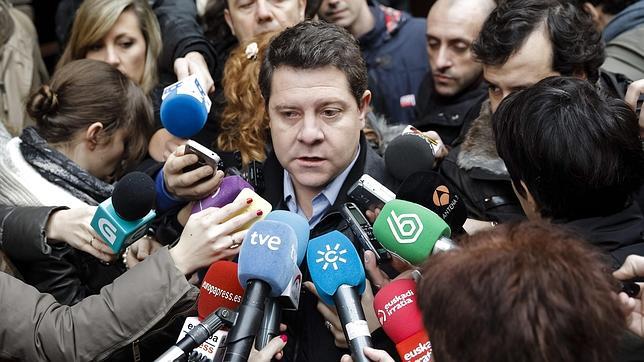 Page: «Rubalcaba abre una puerta con las primarias que es probable que él mismo no pase»