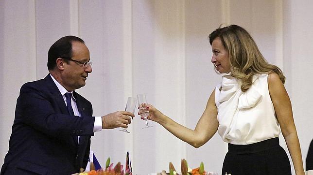 Valérie Trierweiler desmiente a su abogada: «Habla sin saber»