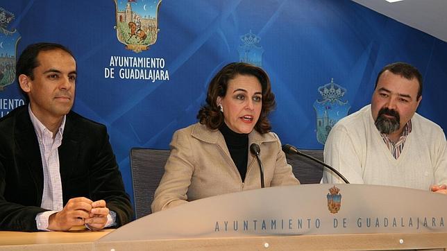 La oposición intenta echar atrás el pliego de recogida de residuos del Ayuntamiento
