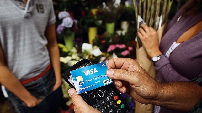 El gasto con tarjetas de débito confirma el repunte del consumo privado en España