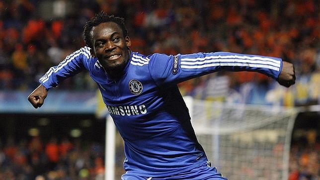 Michael Essien, traspasado al Milán