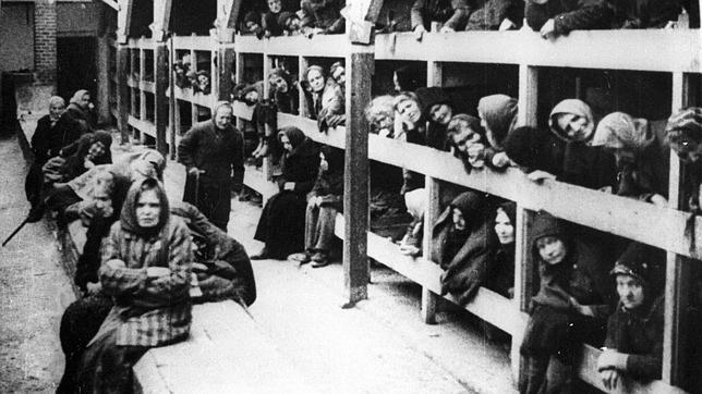 Gallardón, Wert y García Escudero recuerdan a las víctimas del Holocausto