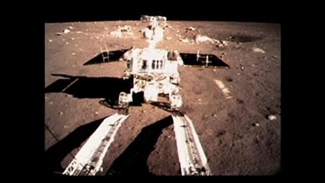 El rover chino Yutu «se rompe» tras mes y medio en la Luna