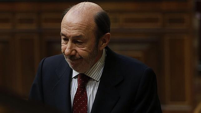 Rubalcaba: «A los gargantas profundas les recomiendo que trabajen en las europeas»