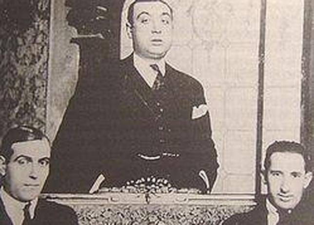 Salvador Seguí, el "noi del sucre", en el centro de la imagen