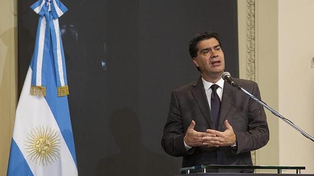 Argentina extiende a todo el país el pacto para contener precios en productos básicos