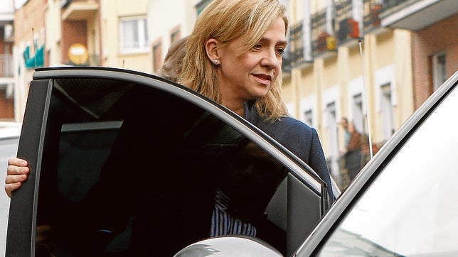 La Infanta Cristina prepara ya su declaración del sábado en Barcelona