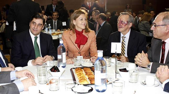 Echániz anuncia que se podrá pedir cita por el móvil y saber la hora de atención