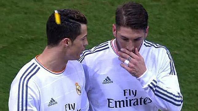 Cristiano sufrió un mecherazo tras hablar con Manquillo