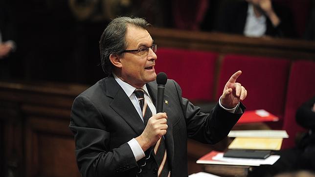 Mas respeta las críticas de empresarios pero defiende que Cataluña es «atractiva»