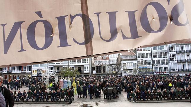 Trabajadores de Navantia se encierran para pedir más carga de trabajo