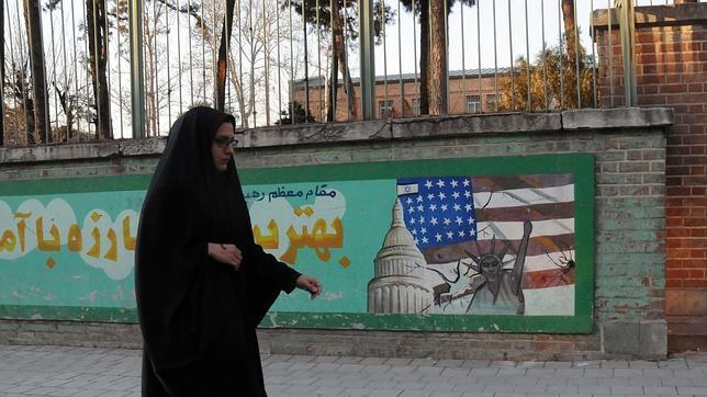 Irán convierte en academia paramilitar la antigua Embajada de Estados Unidos