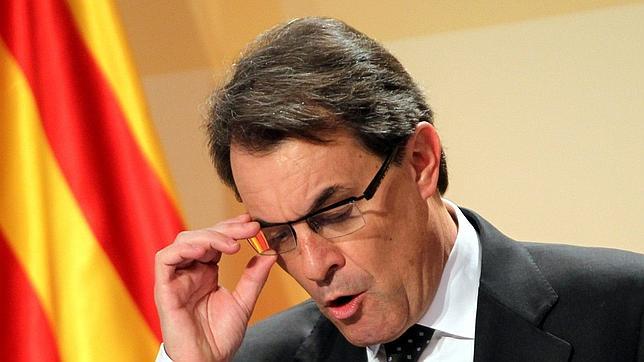 Mas defiende la consulta en un artículo publicado en seis diarios europeos