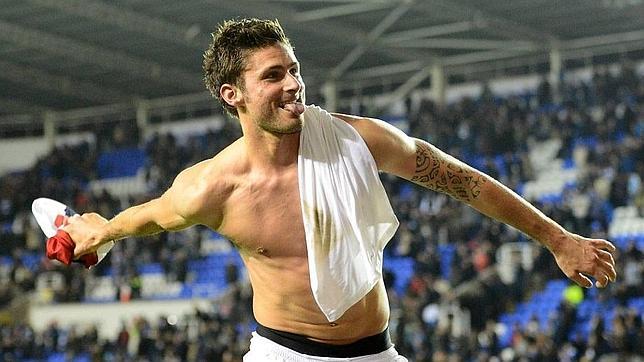 Giroud reconoce una infidelidad en el hotel de concentración del Arsenal