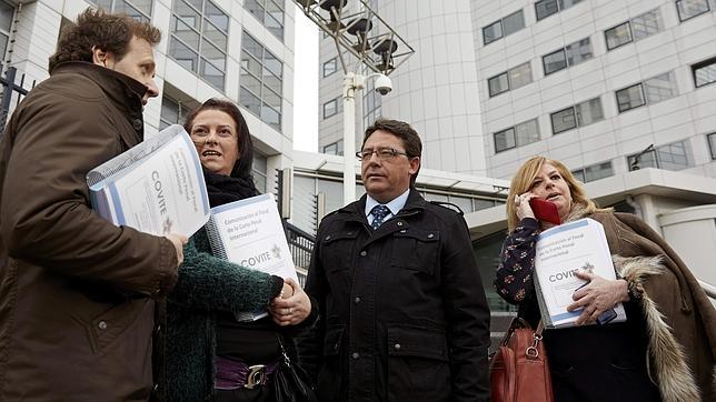 Los jueces ven difícil que La Haya investigue a ETA por crímenes de lesa humanidad